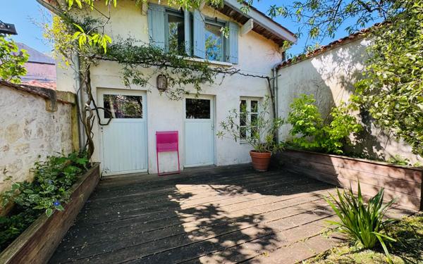 Maison à vendre    9 pièces • 199 m2 La Rochelle