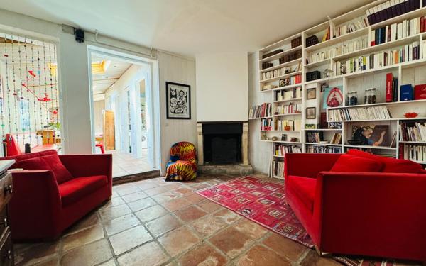 Maison à vendre    9 pièces • 199 m2 La Rochelle