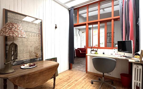 Maison à vendre    9 pièces • 199 m2 La Rochelle