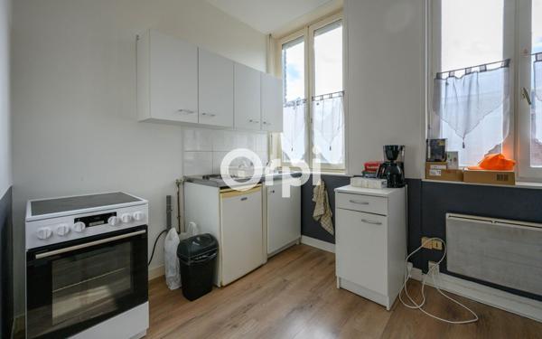 Immeuble à vendre    6 pièces •  Armentières