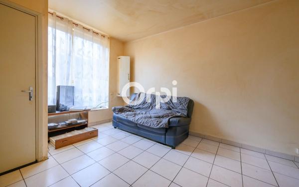 Immeuble à vendre    6 pièces •  Armentières