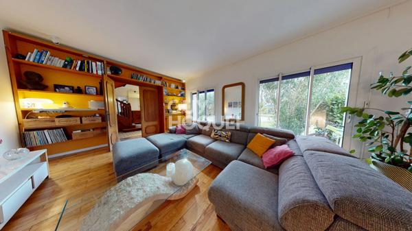 Maison de style Méditerranéen de 215m² avec sa dépendance