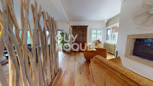 Maison de style Méditerranéen de 215m² avec sa dépendance