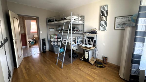 Local Commercial 9 pièces - 255 m² Exclusivité efficity