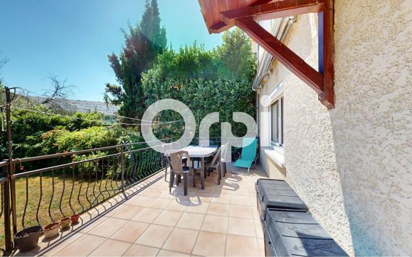 Maison à vendre    5 pièces • 125 m2 Bron