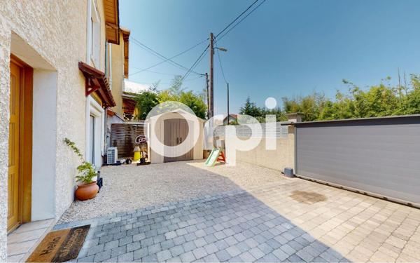 Maison à vendre    5 pièces • 125 m2 Bron