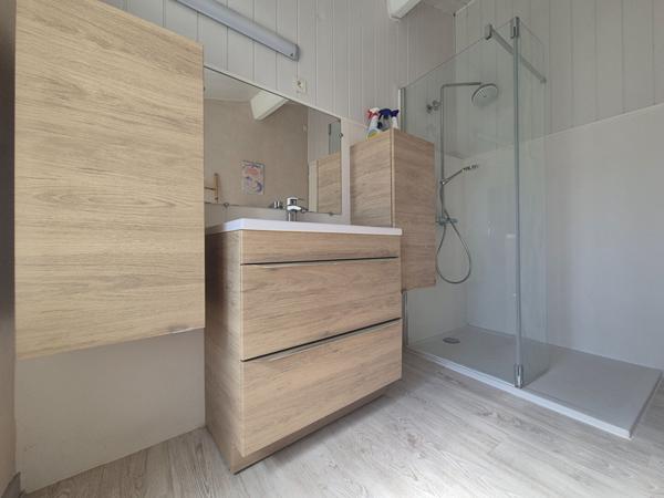 Maison - 6 pièces - 90 m²