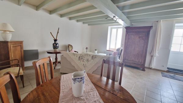 Maison - 6 pièces - 90 m²