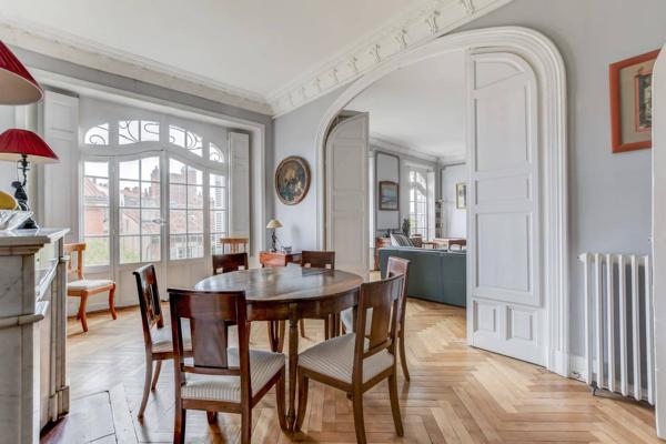 APPARTEMENT FAMILIAL 225m2 - CARMES