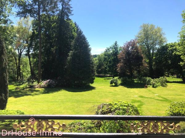 Château à vendre 18 pièces de 670 m²