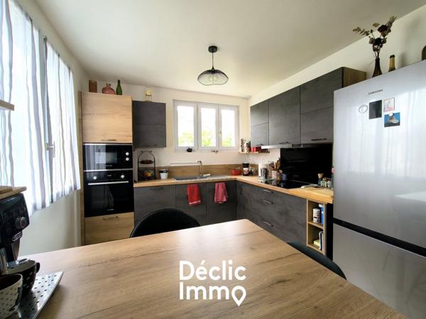 Vente maison individuelle Aiffres, 121m² 6 pièces 246 750€ avec garage