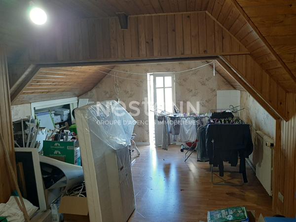 Maison spacieuse de 160m² habitable avec 4 chambres plein centre de Bressuire