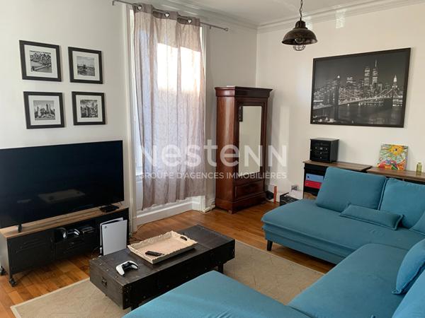 Maison spacieuse de 160m² habitable avec 4 chambres plein centre de Bressuire