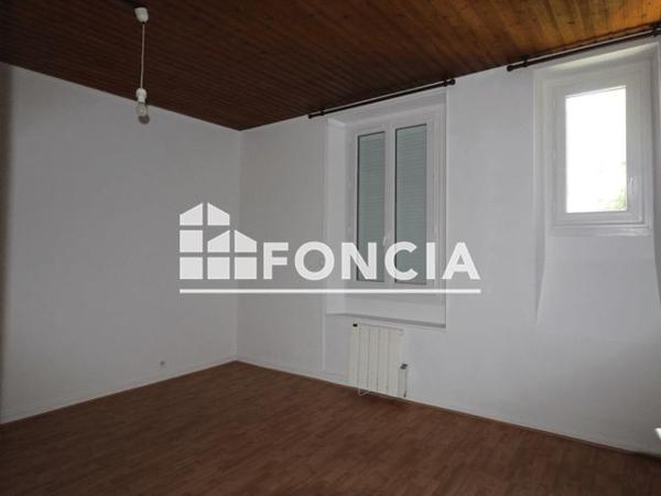 Location Appartement 4 pièces 90.46 m² - 12 RUE FREDERIC MANHES Jarrie 38560