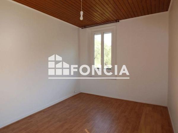 Location Appartement 4 pièces 90.46 m² - 12 RUE FREDERIC MANHES Jarrie 38560