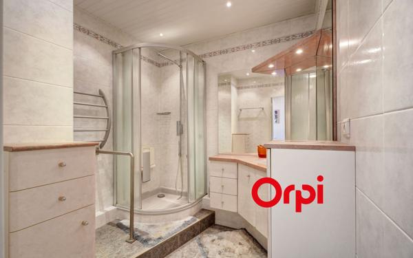 Appartement à vendre    4 pièces • 105 m2 Craponne