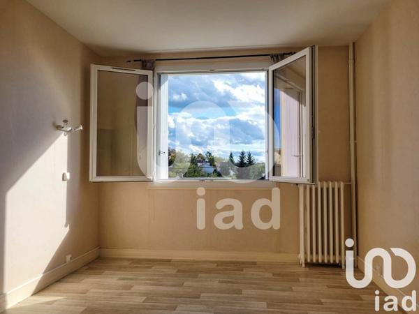 Appartement 3 pièces de 52 m² à Montluçon (03100)