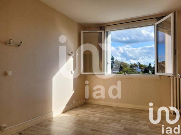 Appartement 3 pièces de 52 m² à Montluçon (03100)