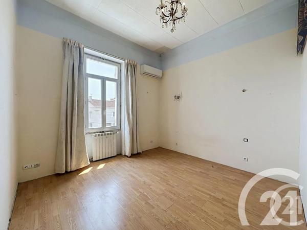 Maison à vendre  4 pièces - 89 m 2   CAVAILLON  - 84