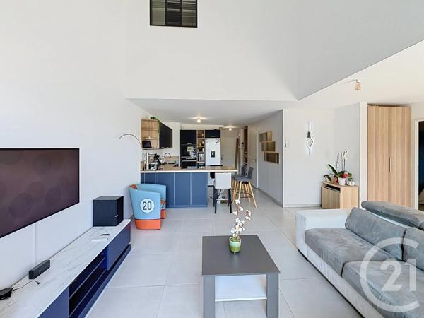 Appartement Duplex à vendre  4 pièces - 118,13 m 2   LA ROQUETTE SUR SIAGNE  - 06