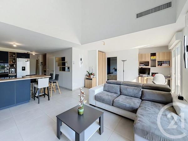 Appartement Duplex à vendre  4 pièces - 118,13 m 2   LA ROQUETTE SUR SIAGNE  - 06