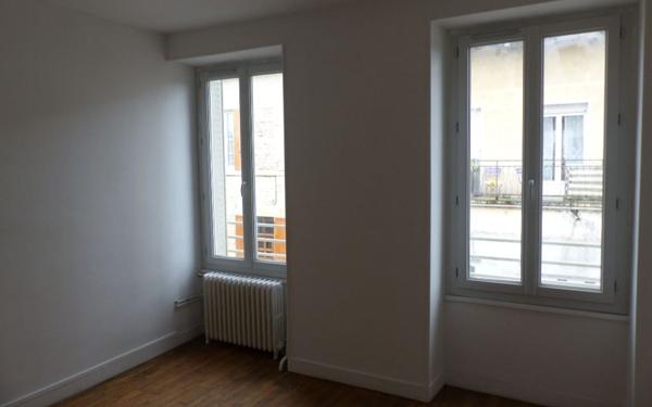 Appartement à louer    4 pièces •  Donzy