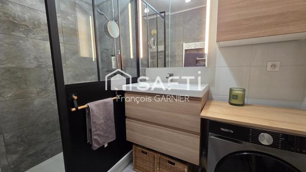 Bandol, beau T2 de 42 m², proche de toutes commodités.