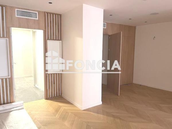 Location Local commercial 1 pièce - Grenoble 38000