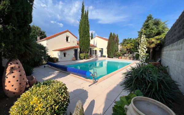 Maison à vendre    8 pièces • 170 m2 Vertou