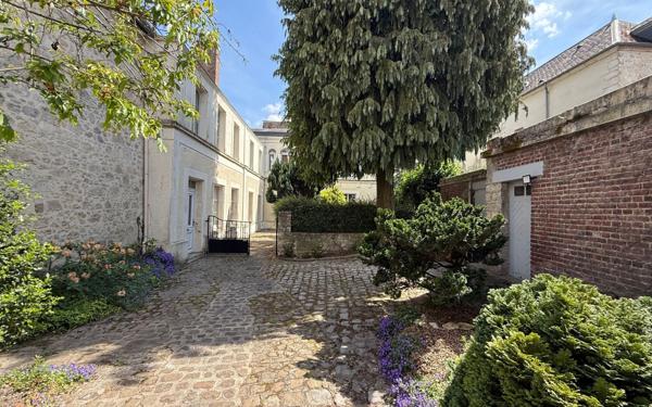 Maison à vendre    7 pièces •  Laon