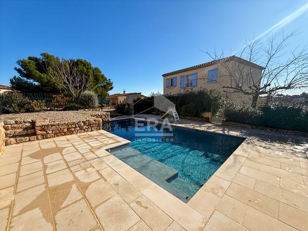 Les Pennes Mirabeau - Maison T5 de 135m2 sur parcelle de 1200m2, avec double garage et piscine