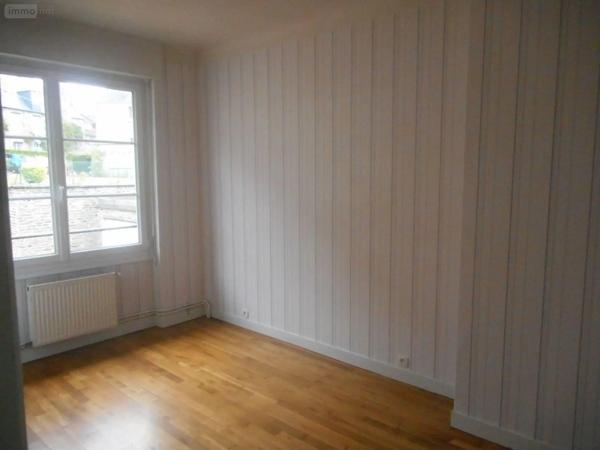 Location - Appartement Condé-en-Normandie 14110 5 pièces 94 m 2