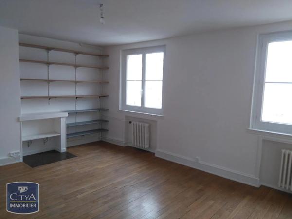 Appartement à louer 3 pièces 70.68m² Beauvais (60000)