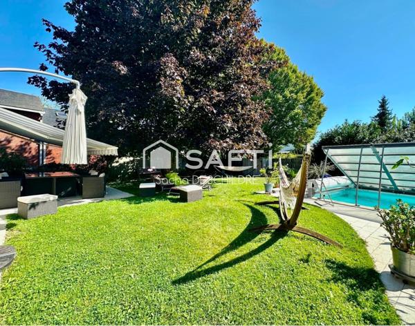 Maison 135 m², piscine et jacuzzi à Sillery