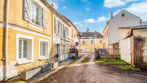 MAISON DE VILLE 110 M2 + JARDIN NON ATTENANT 70 M2