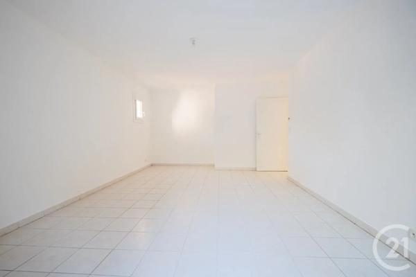 Appartement T3 à vendre  3 pièces - 68,69 m 2   ANTIBES  - 06