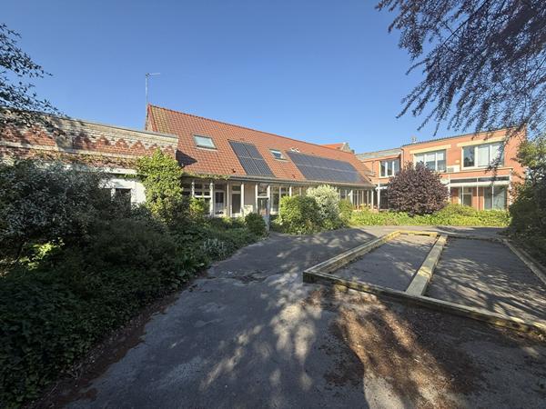Ensemble immobilier -15 pièce(s) - 470 m² - SAINT OMER