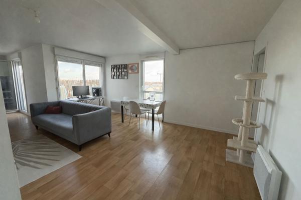 A LOUER - NANTES HYPER CENTRE - Grand T2 Refait à NEUF de 60 m²