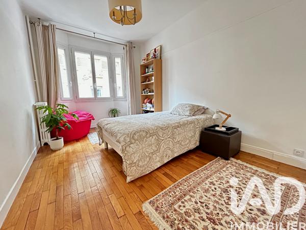 Location appartement 3 pièces 80 m² 