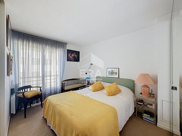 3 pièces 74m²-CALME-LUMINEUX-TERRASSE-PARKING & CAVE