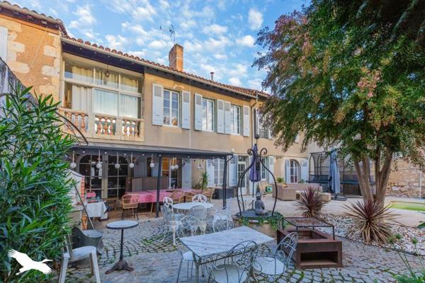 Maison à vendre |  Fleurance |  10 pièces | 345 m²