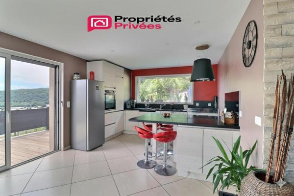Maison individuelle 132 m²  avec 4 chambres et studio
