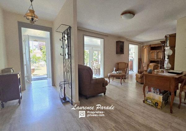 Maison de plain pied avec jardin garage