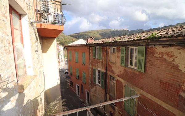 Appartement à vendre    2 pièces • 46,70 m2 Contes