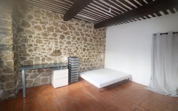 Appartement à vendre    2 pièces • 46,70 m2 Contes