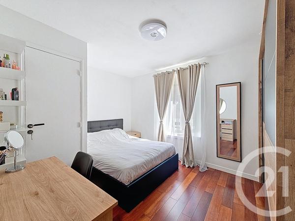 Appartement F5 à vendre  4 pièces - 106 m2 RUNGIS - 94