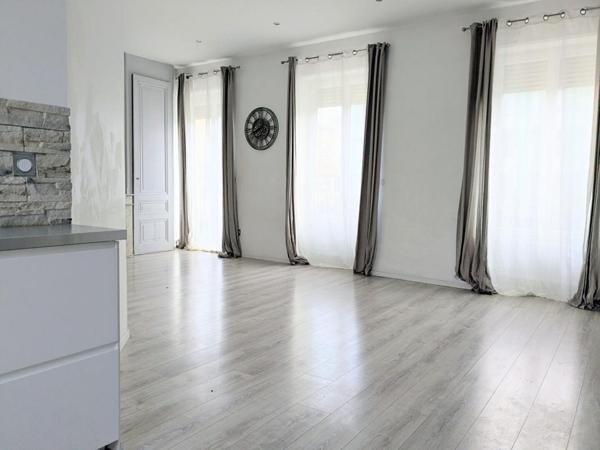 Appartement Tassin La Demi Lune 4 pièce(s) 85.78 m2