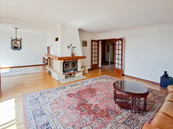À VENDRE - DUPLEX 5 PIÈCES SURESNES