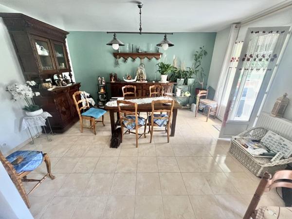 Vente / Pavillon à La Capelle (02260)