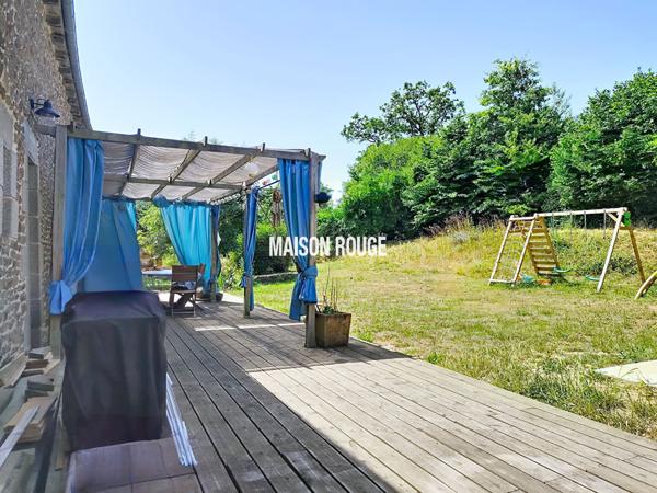 CHARME, VOLUMES ET RENTABILITÉ AUX PORTES DE DINAN Maison plus gîte